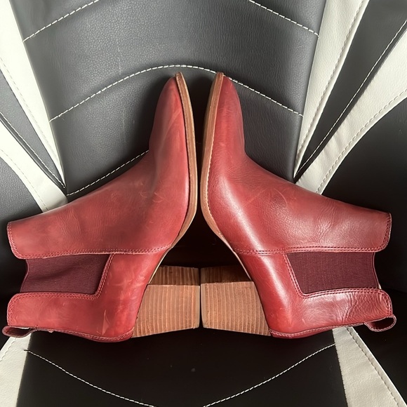 Madewell Regan Pull-On Boot - Dark Cabernet Size 9 - Picture 11 of 13